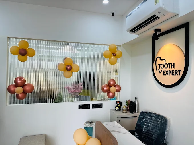Reception & Waiting Lounge
